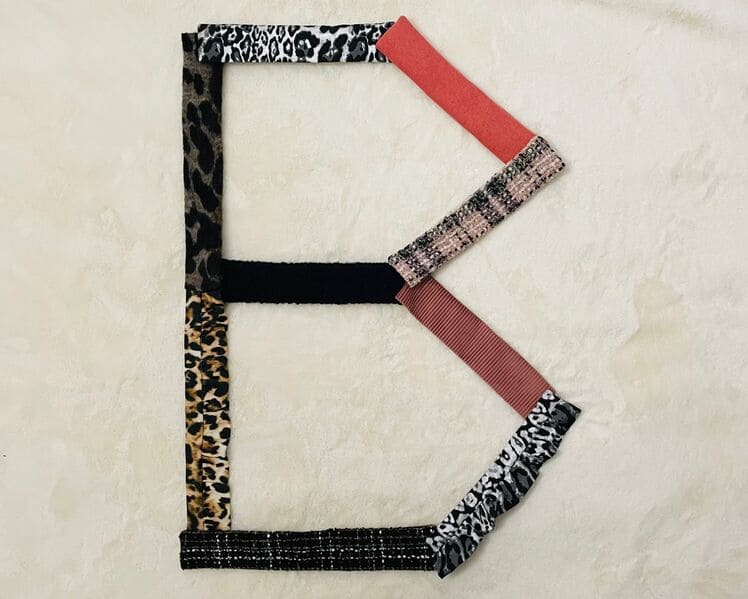 B-de-Blondy-coussins-personnalisables-fait-avec-des-Blondynettes-comme-sur-la-photo